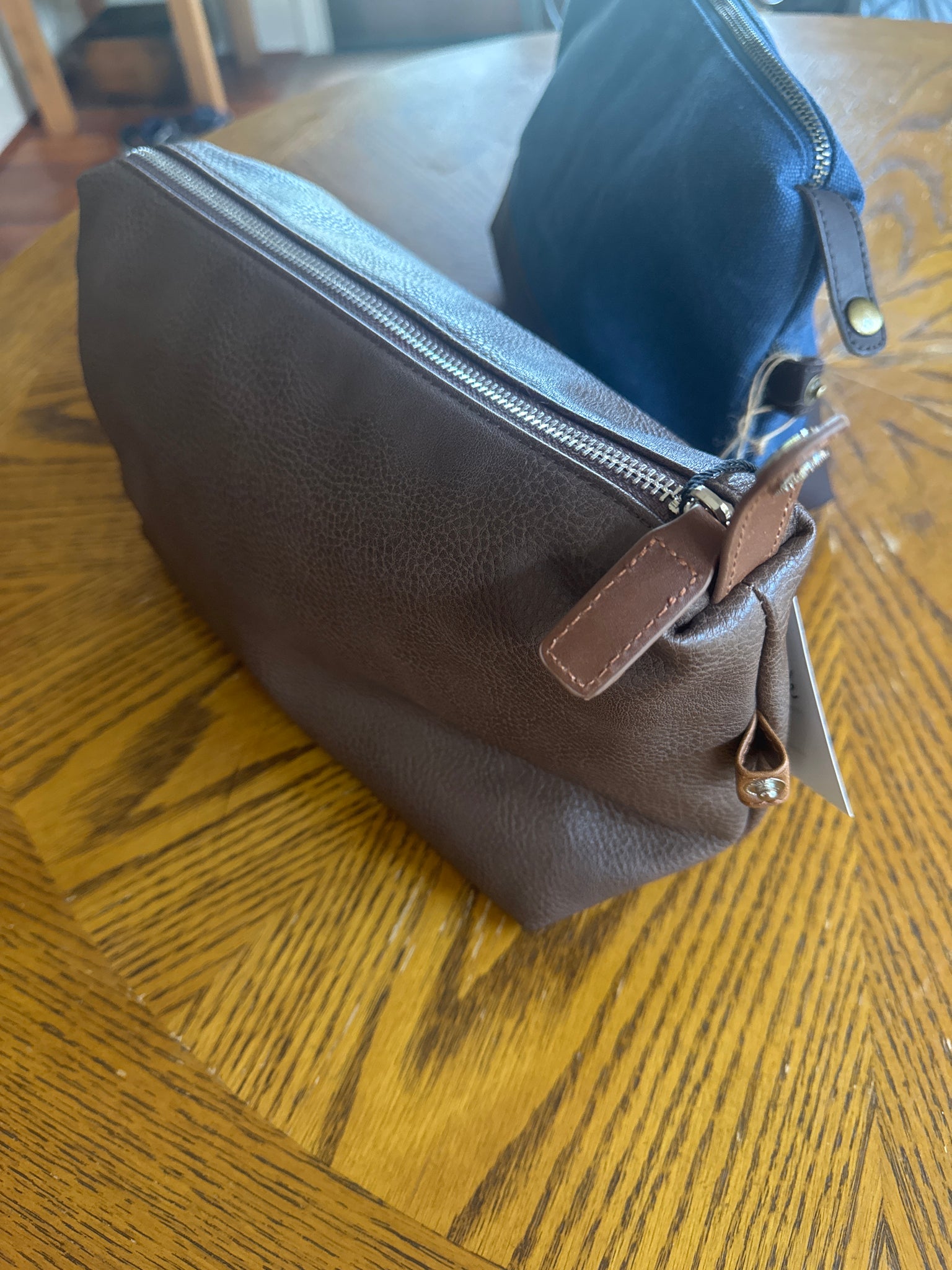 Brown Zippered Shave Kit with Secure Snaps