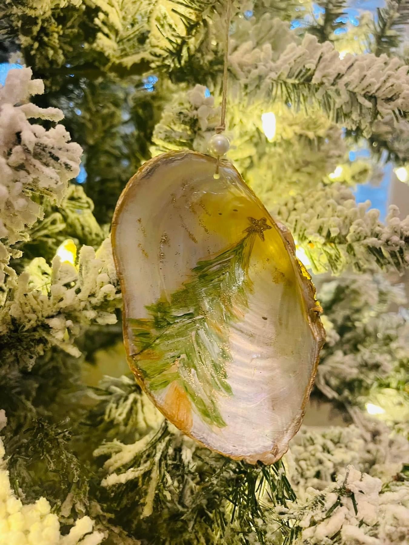 Glitter tree shell ornament