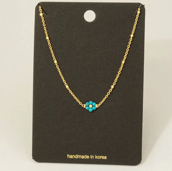 Turquoise Beaded Flower Necklace