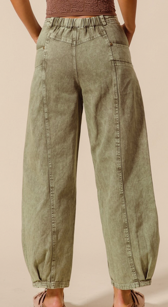 Mineral Wash Mid Rise Barrel Jeans