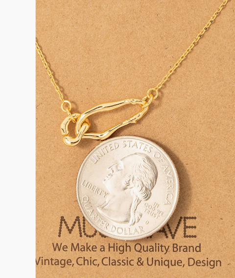Must Have Simple  Necklaces